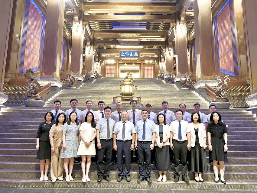 恒诚信集团2024年度年中工作会议顺利召开1.jpg
