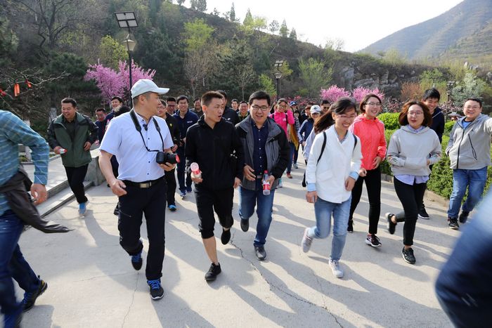 登山比赛2.jpg